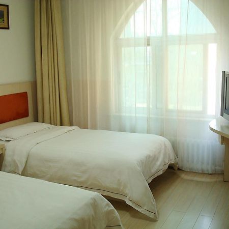 Youth Holiday Hotel Minzu University - Пекин Екстериор снимка